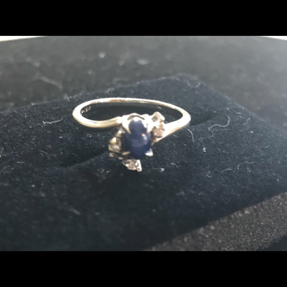 Blue star sapphire ring